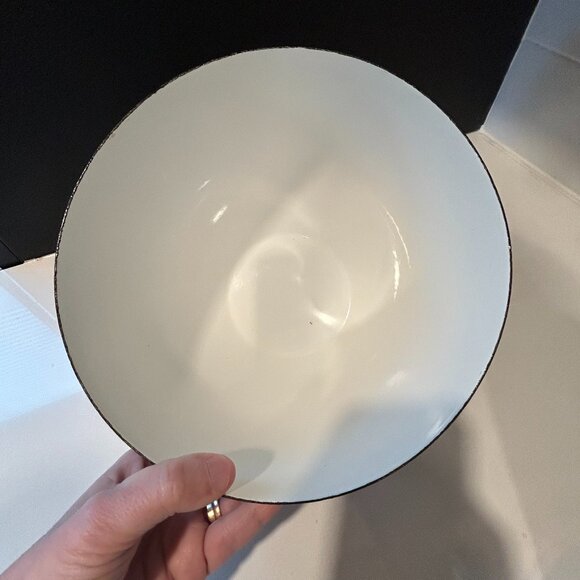 FINEL Finland vintage white & black mushroom enameled bowl - Picture 3 of 5